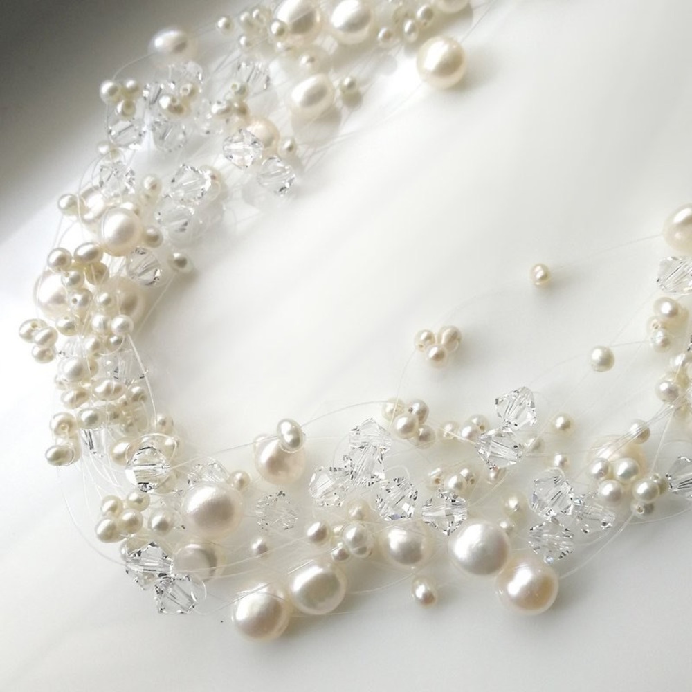 Na Hoku pearl and swarovski crystals necklace